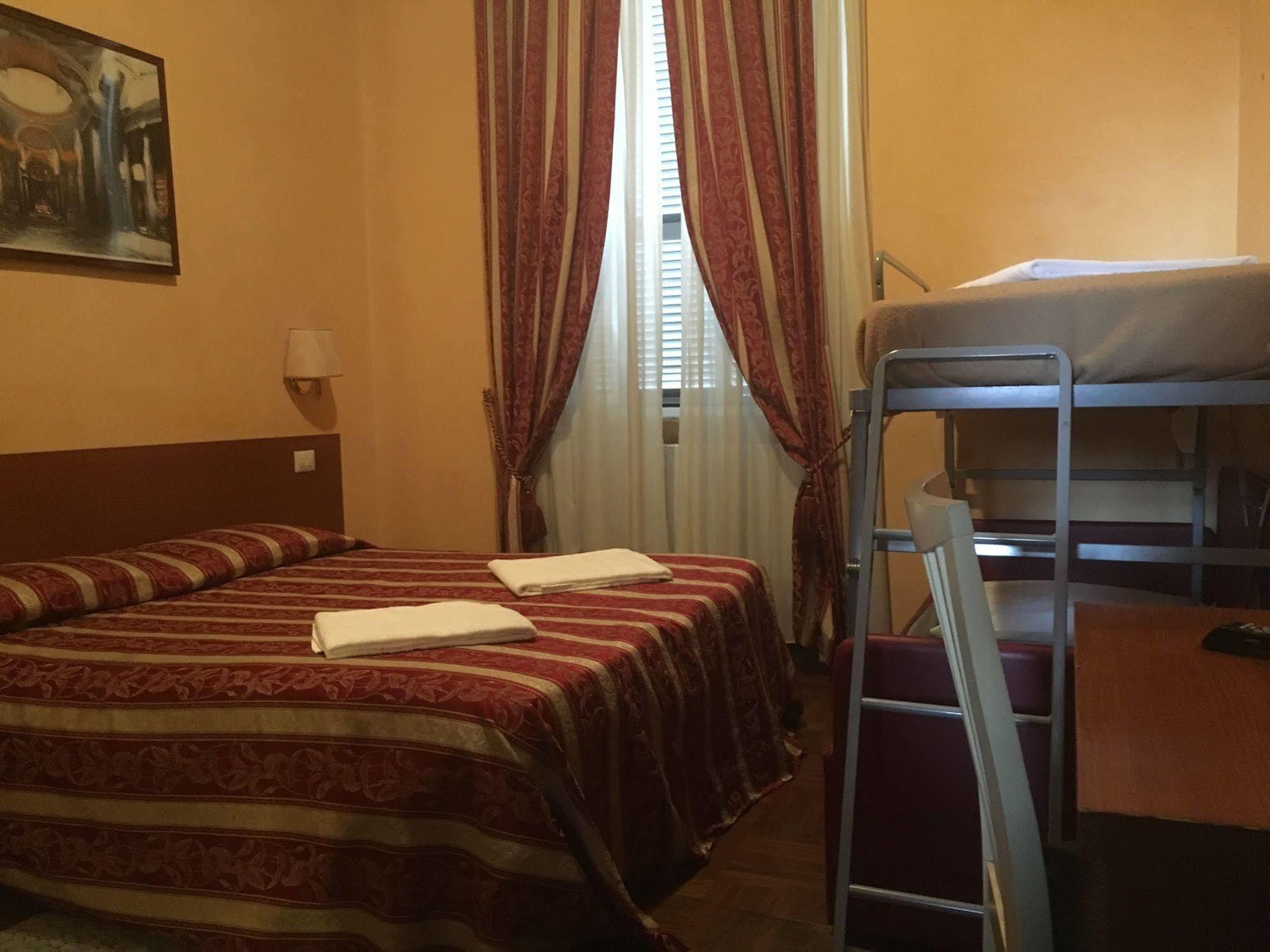 Hotel Divine Roma Ngoại thất bức ảnh