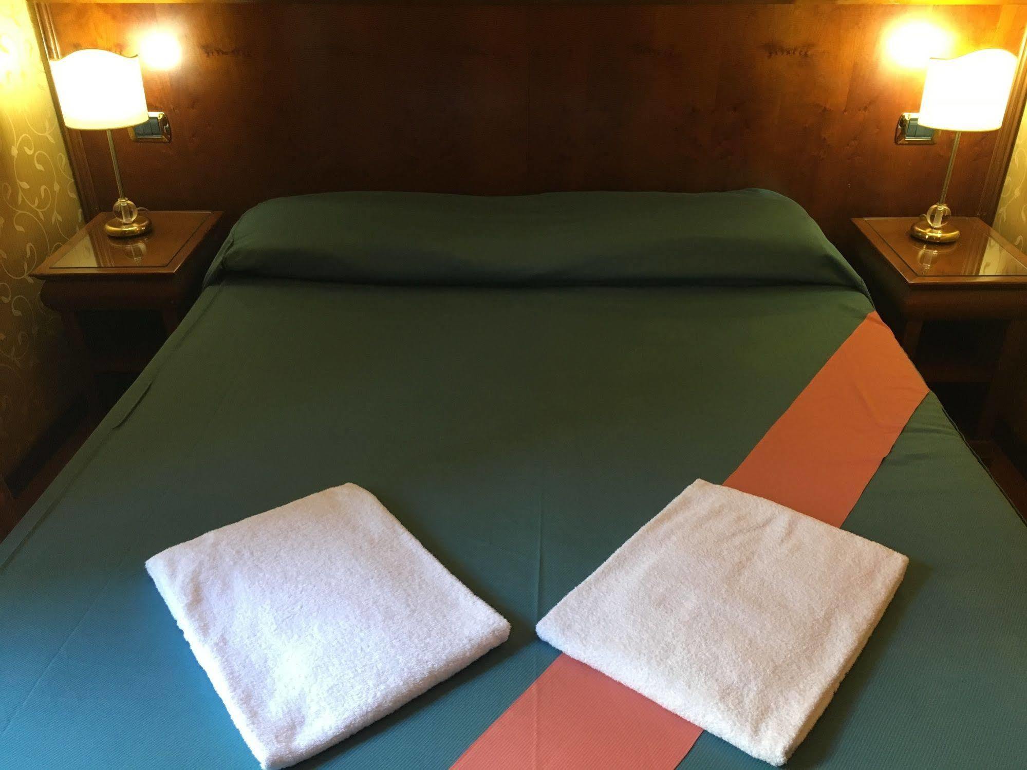 Hotel Divine Roma Ngoại thất bức ảnh