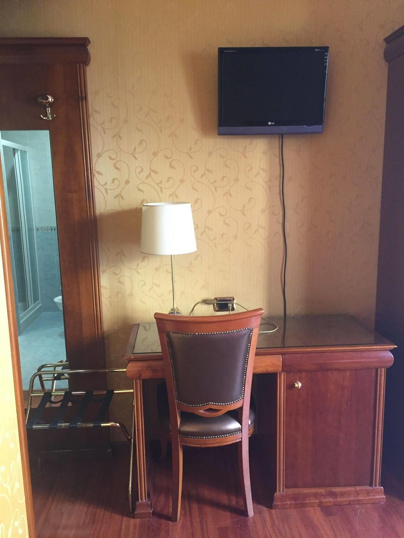 Hotel Divine Roma Ngoại thất bức ảnh