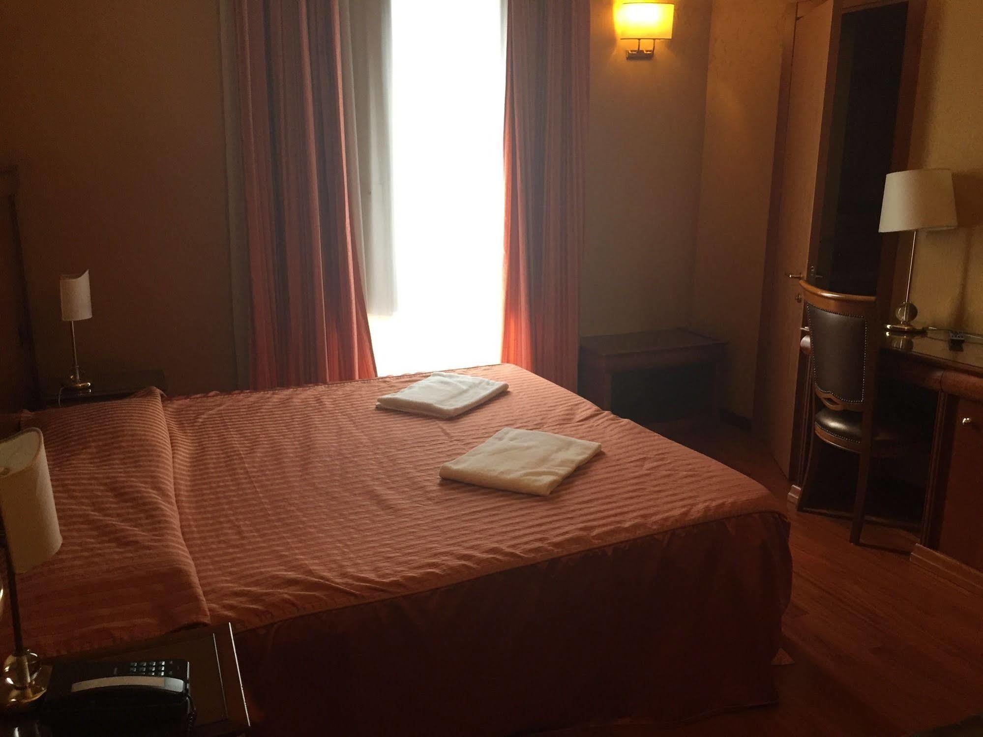 Hotel Divine Roma Ngoại thất bức ảnh