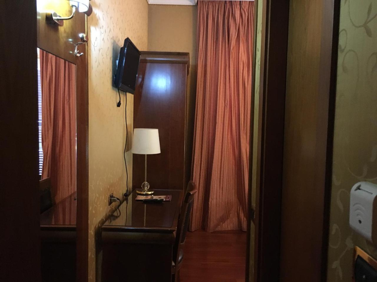 Hotel Divine Roma Ngoại thất bức ảnh